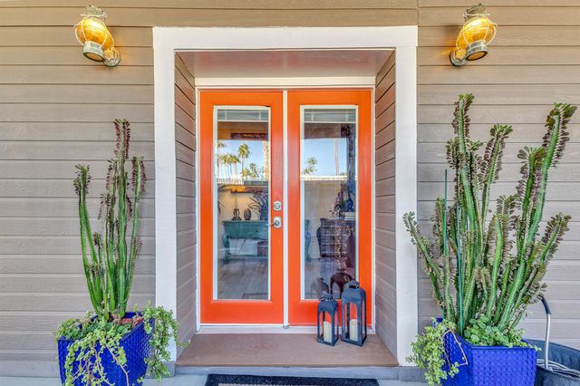 527 Jade Lane, Palm Springs, CA 92264