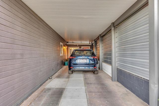 527 Jade Lane, Palm Springs, CA 92264