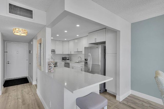 531 N Ocean Boulevard 1701, Pompano Beach, FL 33062