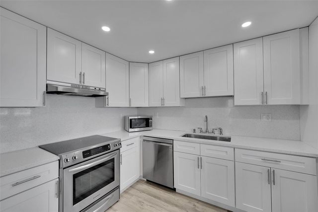 531 N Ocean Boulevard 1701, Pompano Beach, FL 33062