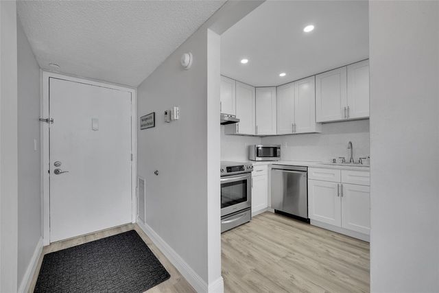 531 N Ocean Boulevard 1701, Pompano Beach, FL 33062