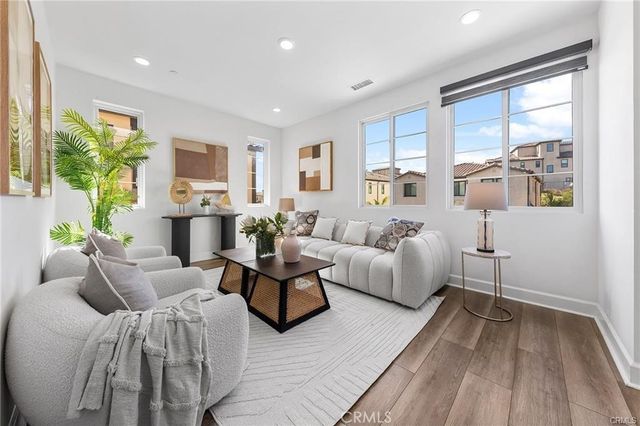 27 Alessio, Lake Forest, CA 92630