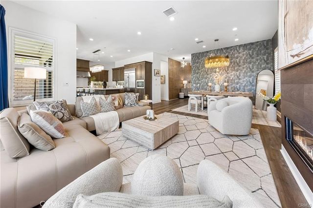27 Alessio, Lake Forest, CA 92630
