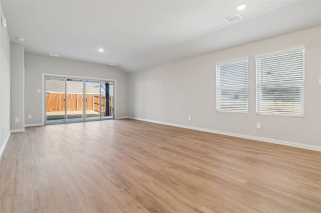 802 Edgehurst Dr, Mckinney, TX 75071