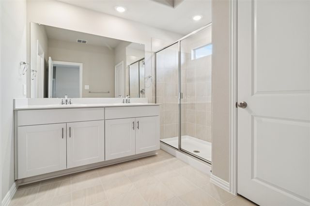 802 Edgehurst Dr, Mckinney, TX 75071