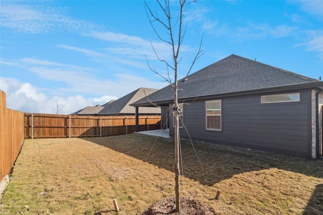 802 Edgehurst Dr, Mckinney, TX 75071