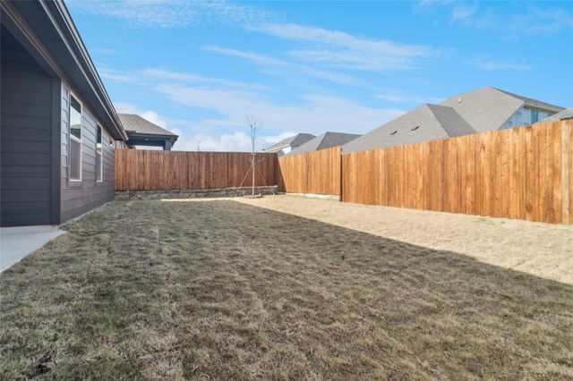 802 Edgehurst Dr, Mckinney, TX 75071