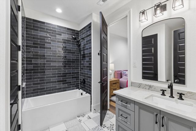 19314 Chateau Ridge Court, Tomball, TX 77377