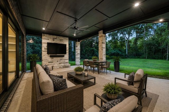 19314 Chateau Ridge Court, Tomball, TX 77377