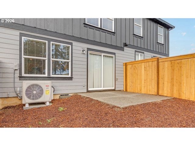 6012 Se 15TH St, Gresham, OR 97080