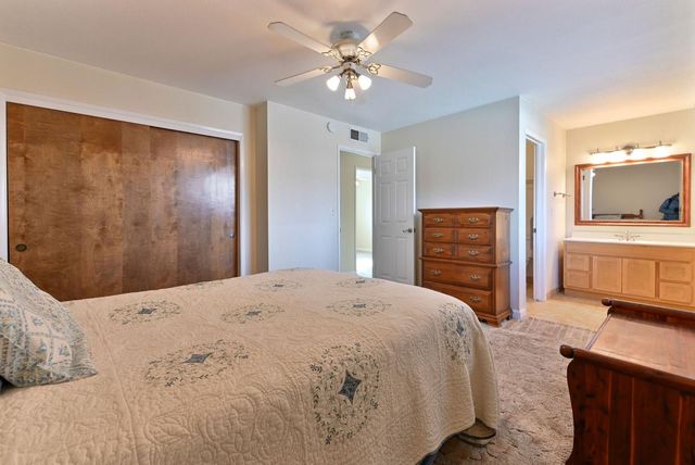 1208 Ojai Ln, Modesto, CA 95355