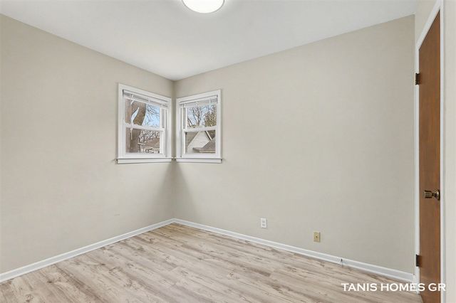 3691 Oriole Avenue, Wyoming, MI 49509