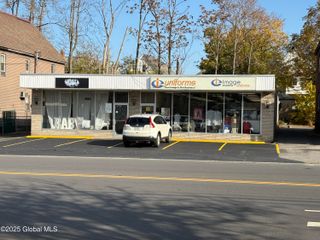 1619 Eastern Parkway, Schenectady, NY 12309