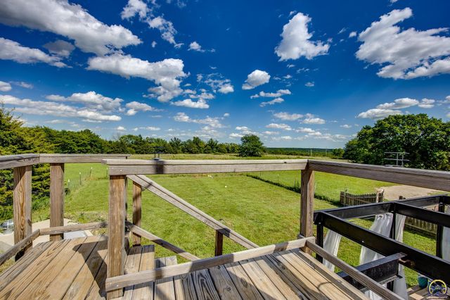 5926 SE 101st St, Berryton, KS 66409