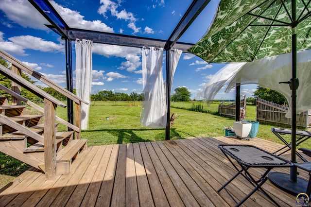 5926 SE 101st St, Berryton, KS 66409