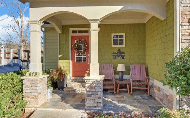 819 Tranquility Lane, Hartwell, GA 30643