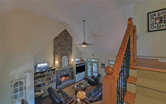 819 Tranquility Lane, Hartwell, GA 30643