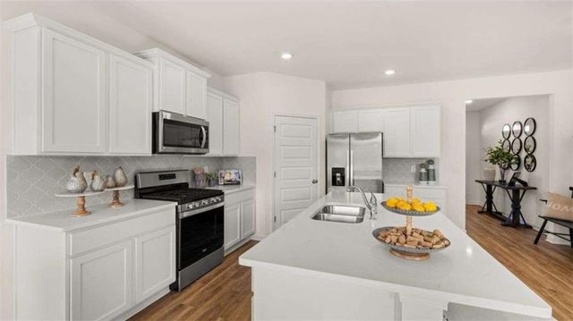 96 White Spruce Way, Newnan, GA 30265