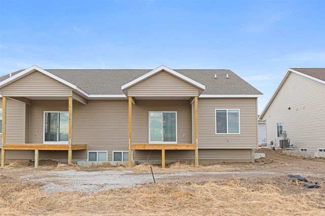2055 Suttner Drive, North Liberty, IA 52317