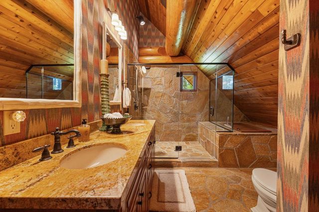 61380 Devils Ladder Road, Mountain Center, CA 92561