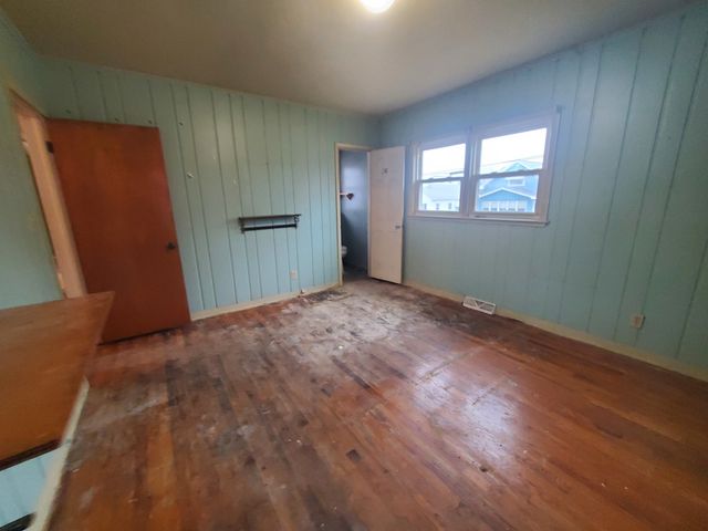 230 Myra Place, Clinton, IA 52732