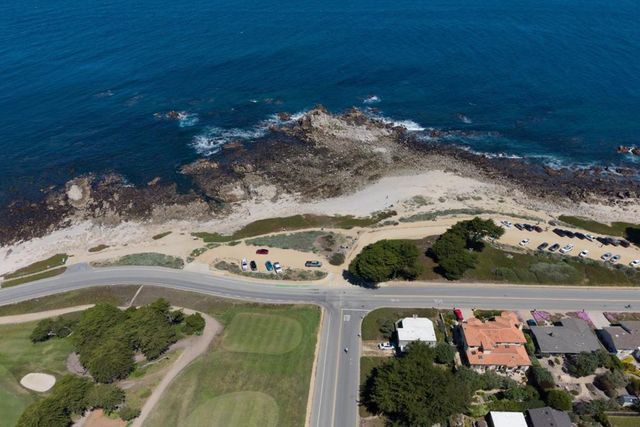 1273 Surf Avenue, Pacific Grove, CA 93950