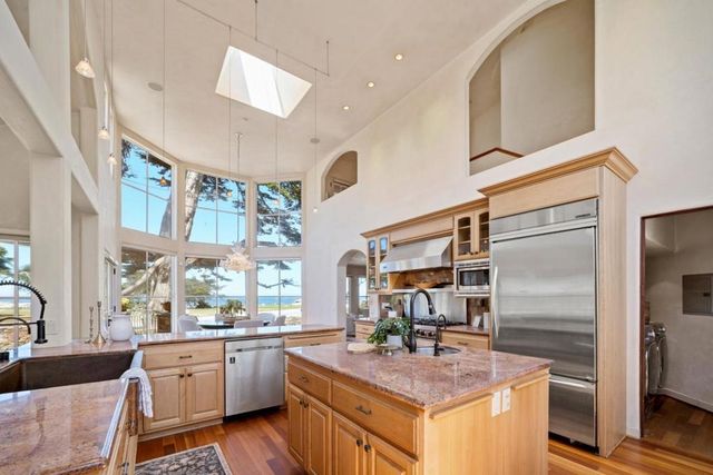 1273 Surf Avenue, Pacific Grove, CA 93950