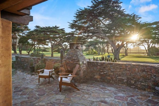 1273 Surf Avenue, Pacific Grove, CA 93950