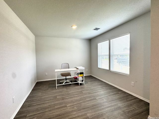 404 Jean Street, Seguin, TX 78155