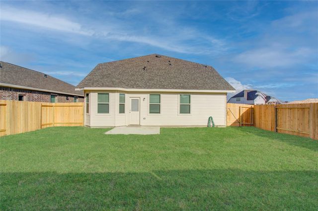 8435 Moonlight Bay Circle, Baytown, TX 77523