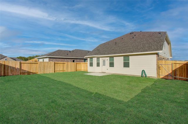8435 Moonlight Bay Circle, Baytown, TX 77523