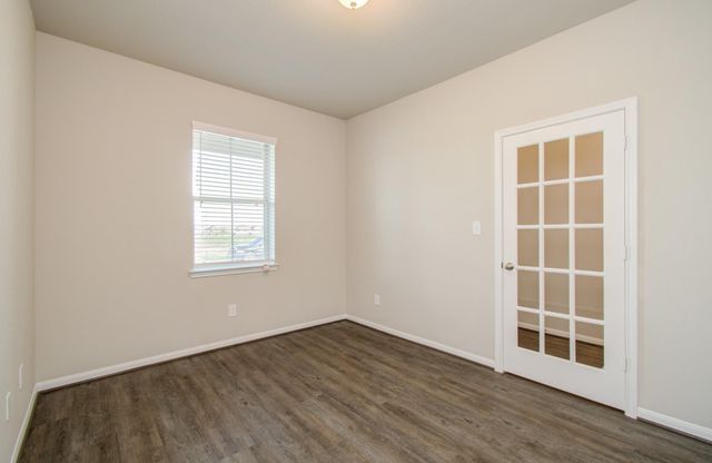 8435 Moonlight Bay Circle, Baytown, TX 77523