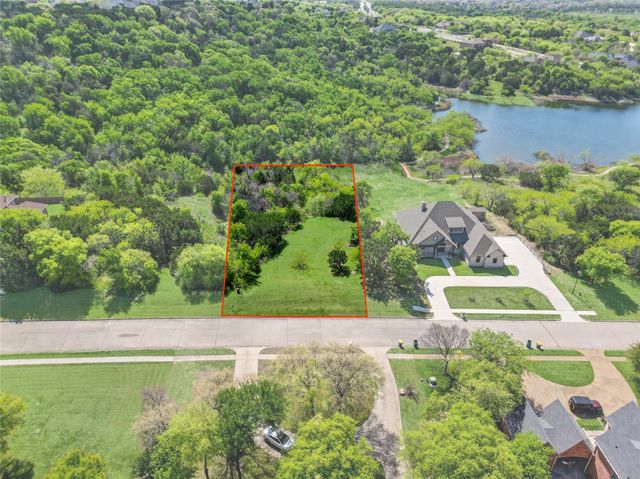 2732 Wood Lake Drive, Cedar Hill, TX 75104