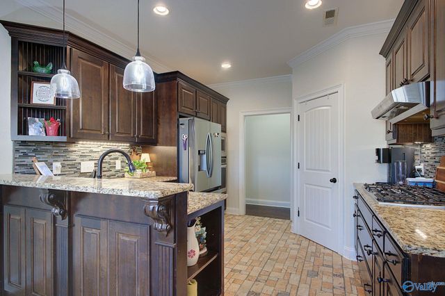 115 Grassy Bank Drive, New Market, AL 35761