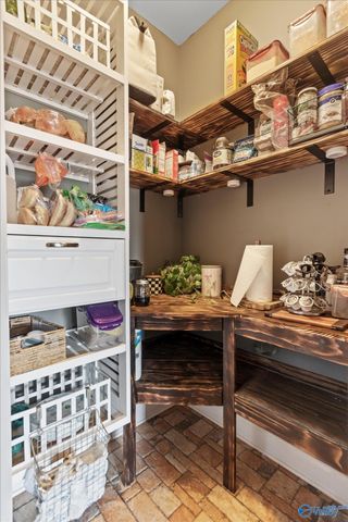 115 Grassy Bank Drive, New Market, AL 35761