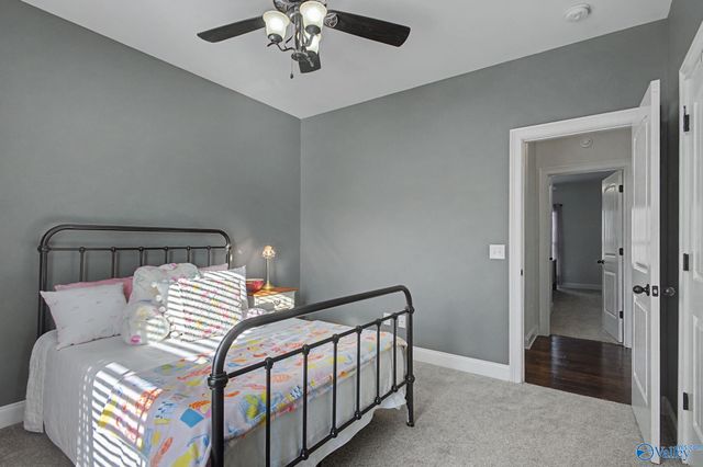 115 Grassy Bank Drive, New Market, AL 35761