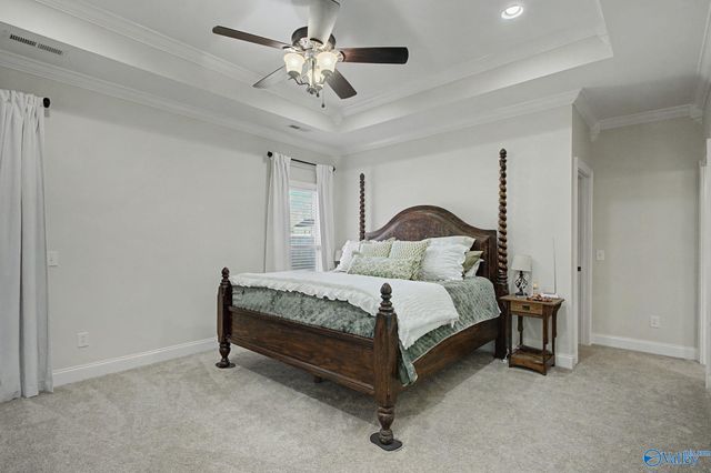 115 Grassy Bank Drive, New Market, AL 35761