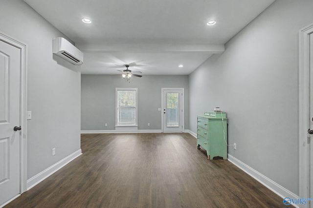 115 Grassy Bank Drive, New Market, AL 35761