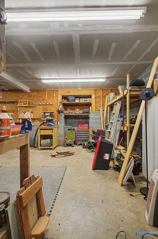 115 Grassy Bank Drive, New Market, AL 35761