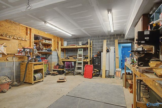 115 Grassy Bank Drive, New Market, AL 35761