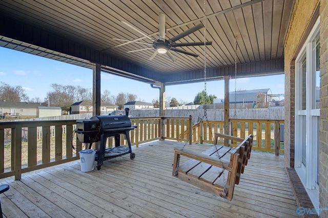 115 Grassy Bank Drive, New Market, AL 35761