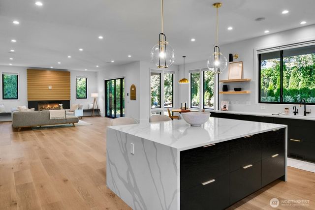 5632 NE 55th Street, Seattle, WA 98105