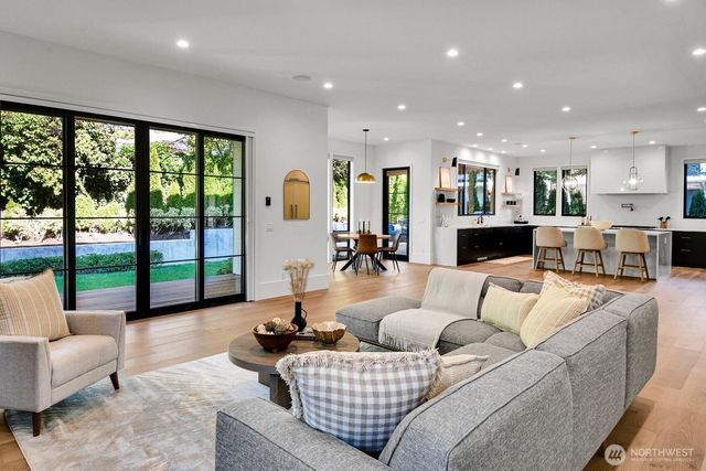 5632 NE 55th Street, Seattle, WA 98105