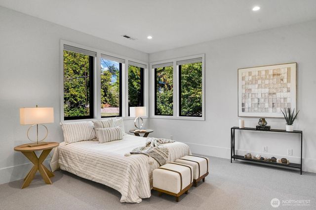 5632 NE 55th Street, Seattle, WA 98105