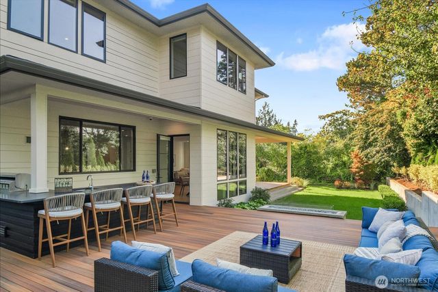 5632 NE 55th Street, Seattle, WA 98105