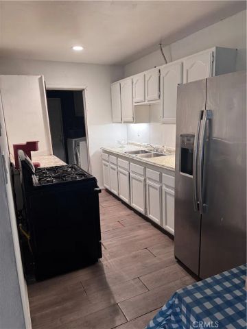 210 E Olive, San Bernardino, CA 92410