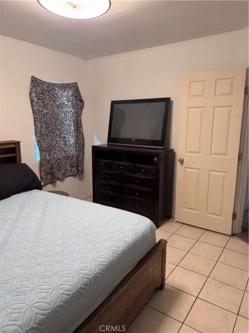 210 E Olive, San Bernardino, CA 92410