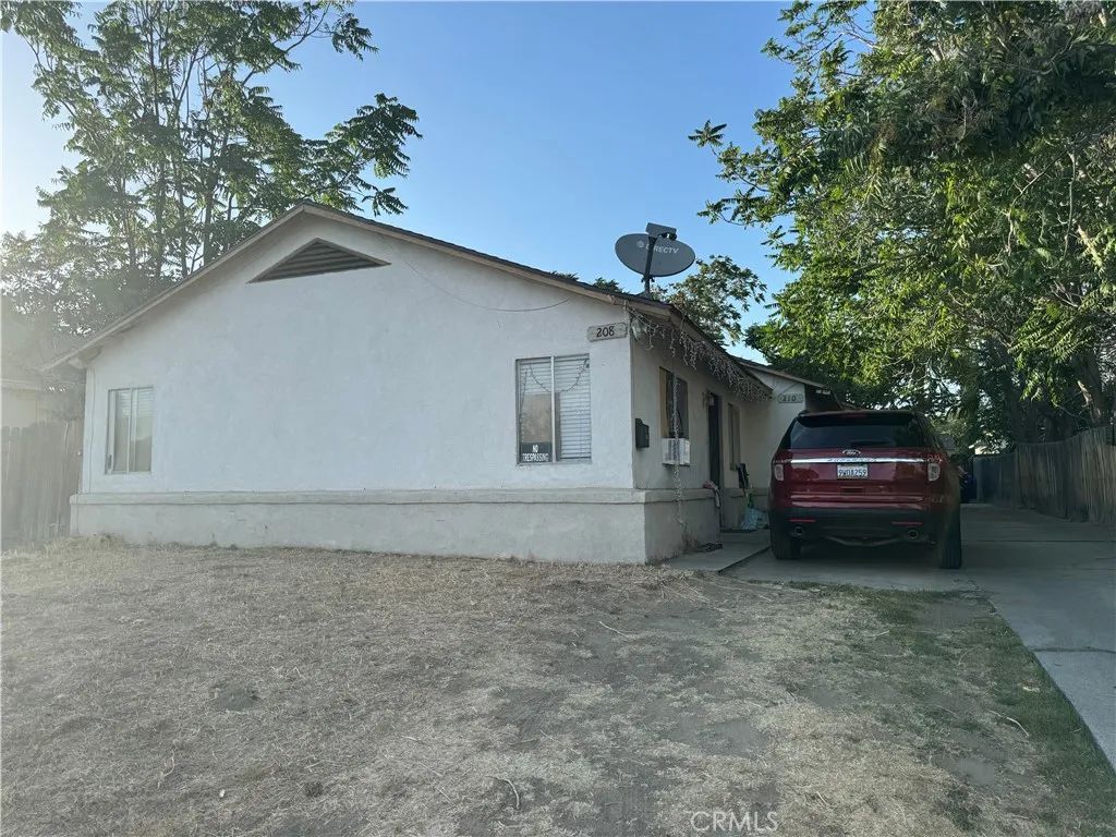 210 E Olive, San Bernardino, CA 92410