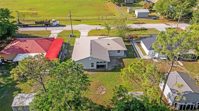 426 BASCOM COURT, Polk City, FL 33868