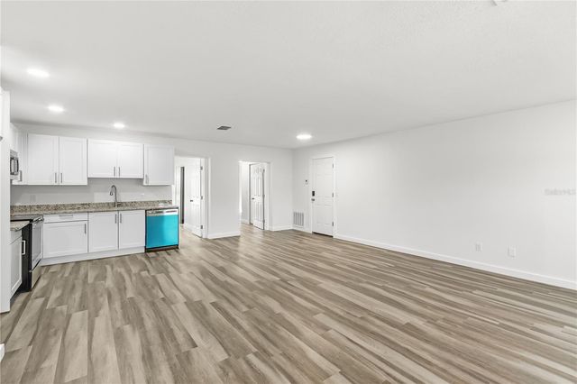 426 BASCOM COURT, Polk City, FL 33868